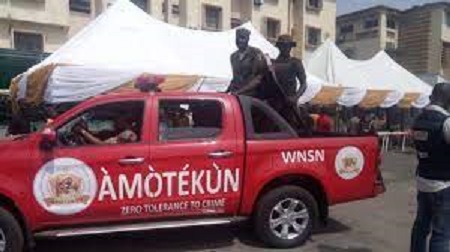 Ondo Amotekun intercepts bus loaded with daggers, guns