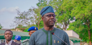 Makinde presents budget proposal, transform Ibadan to Century citynew teachers on professionalism, outstanding promotion of Oyo workers, Makinde visits Iwo road