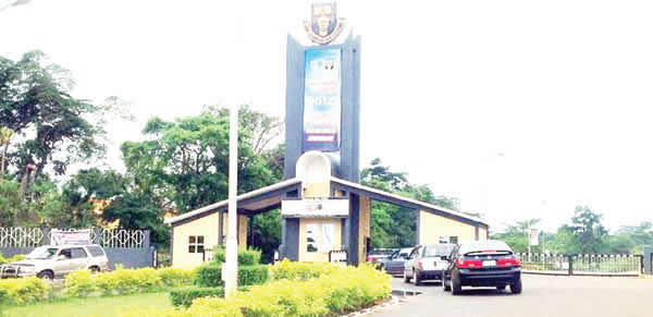 OAU reopens after protest, OAU closes down school, asks students to vacate halls of residence, OAU reinstate students' unionism