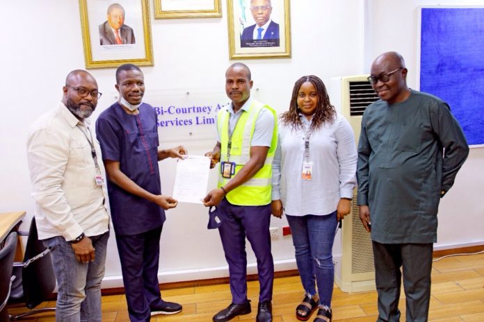 Driver rewarded for returning bag containing millions at Lagos airport